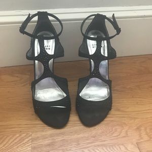 Stuart Weitzman black studded heels 10